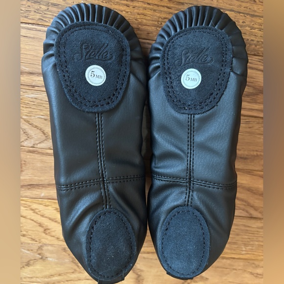 Stelle Split Sole Ballet Shoes. Black. PU Upper, Suede Sole, Pull-On, Size 5 NEW - Picture 6 of 9